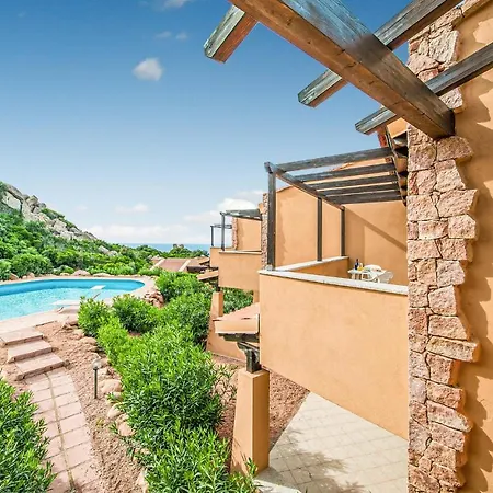 Appartamento Nice In Trinitadagultu Ot With 1 Bedrooms, Wifi And Outdoor Swimming Pool *
