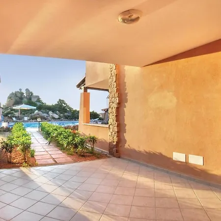 Nice In Trinitadagultu Ot With 1 Bedrooms, Wifi And Outdoor Swimming Pool Trinità dʼAgultu