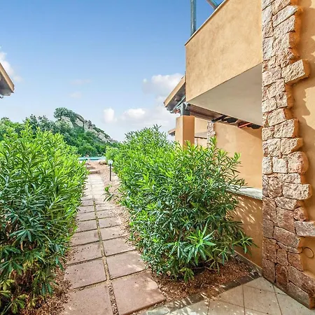 Nice In Trinitadagultu Ot With 1 Bedrooms, Wifi And Outdoor Swimming Pool Appartamento Trinità dʼAgultu