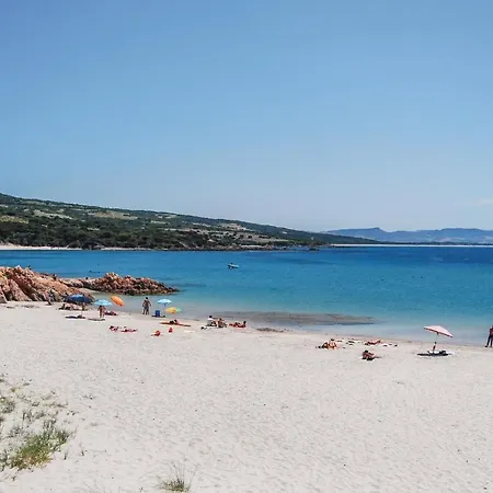 Nice In Trinitadagultu Ot With 1 Bedrooms, Wifi And Outdoor Swimming Pool Appartamento