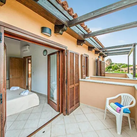Nice In Trinitadagultu Ot With 1 Bedrooms, Wifi And Outdoor Swimming Pool Trinità dʼAgultu